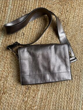 Metallic Silver Women's Crossbody Bag with Wide Strap